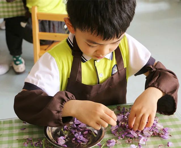 商丘市智谷幼儿园：为您分享新手爸妈怎么给孩子选幼儿园？