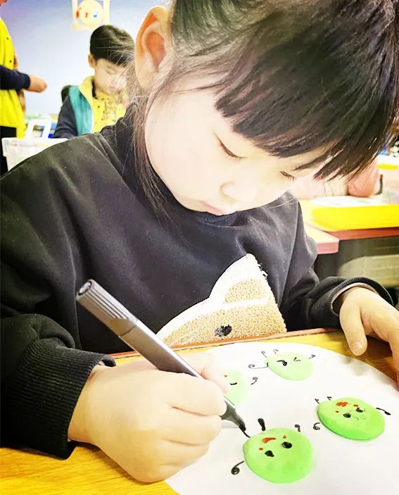 商丘市智谷幼儿园 讲解谈谈怎么选择正确的幼儿园？